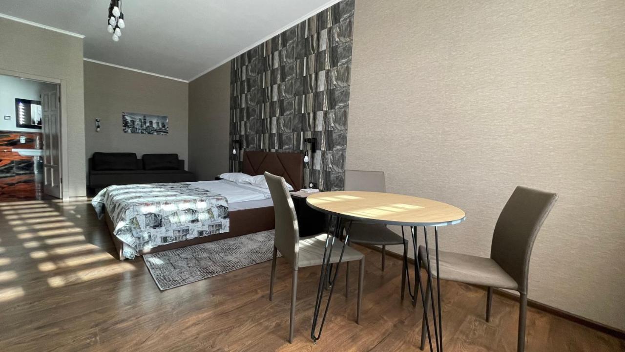 Chayka Home Hotel Chayki  Buitenkant foto